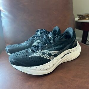 Saucony Endorphin Speed